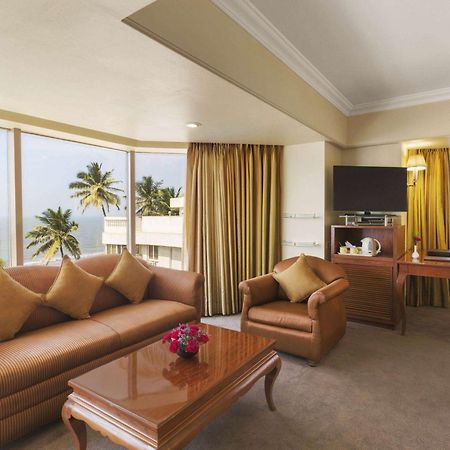 Hotel Ramada Plaza By Wyndham Palm Grove Bombay Exterior foto