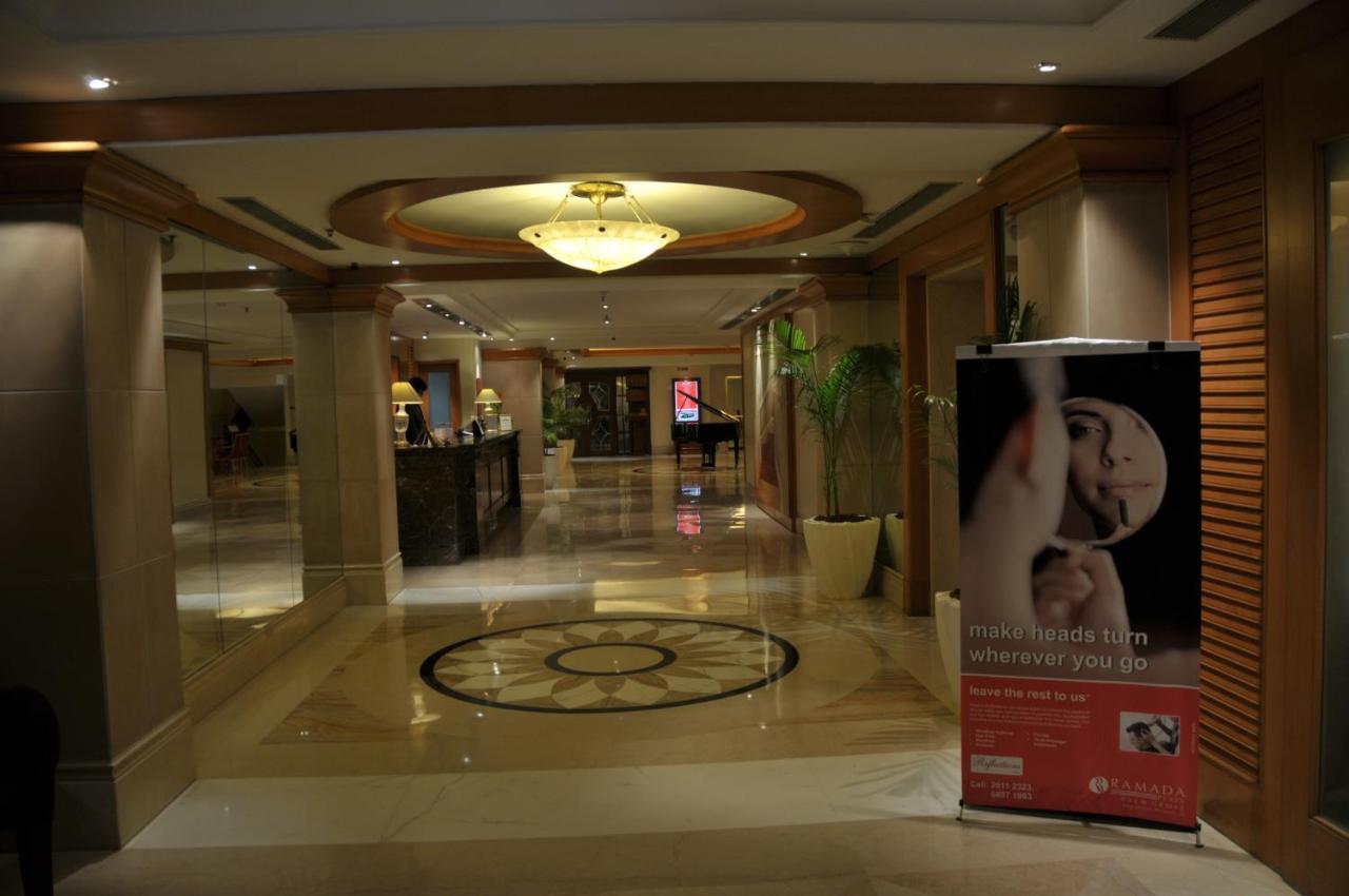 Hotel Ramada Plaza By Wyndham Palm Grove Bombay Exterior foto Lobby