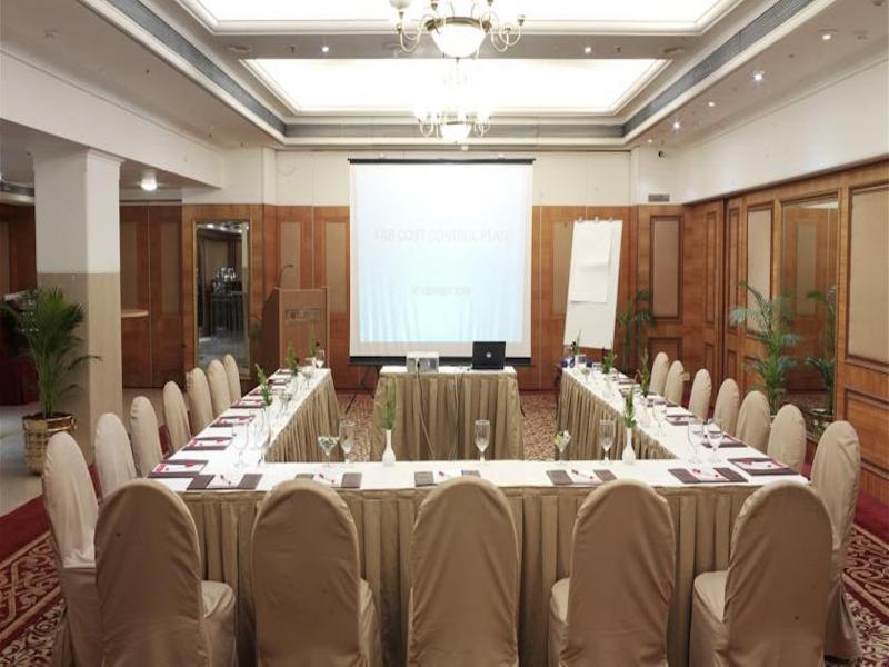 Hotel Ramada Plaza By Wyndham Palm Grove Bombay Exterior foto The Imperial Hotel, New Delhi